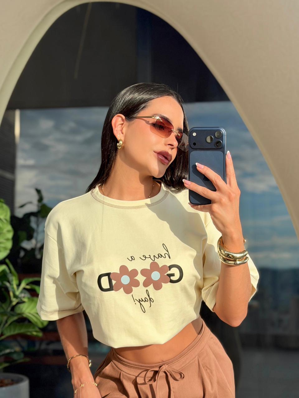 Camiseta Oversized Good Day (Todos Los Colores)